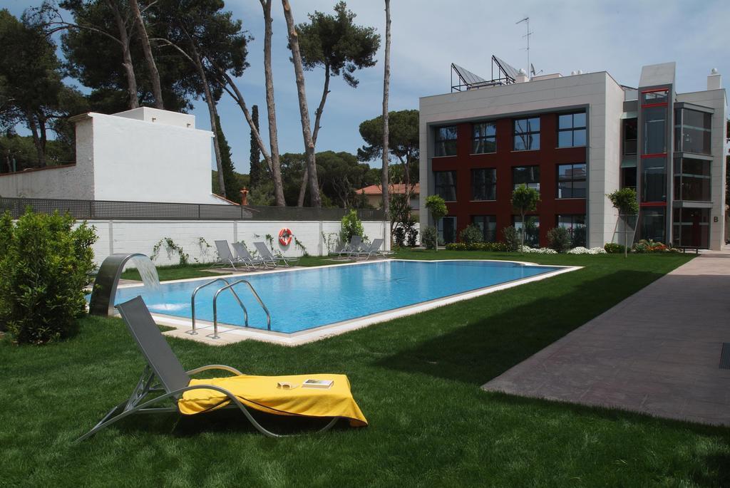 Apartamentos Royal Marina Gardens Castelldefels Zewnętrze zdjęcie