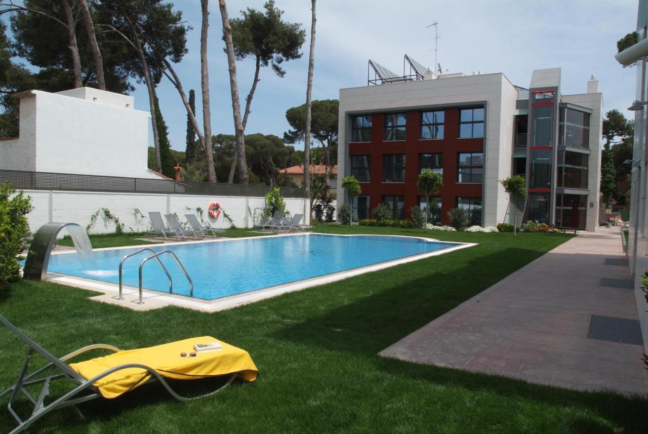Apartamentos Royal Marina Gardens Castelldefels Zewnętrze zdjęcie
