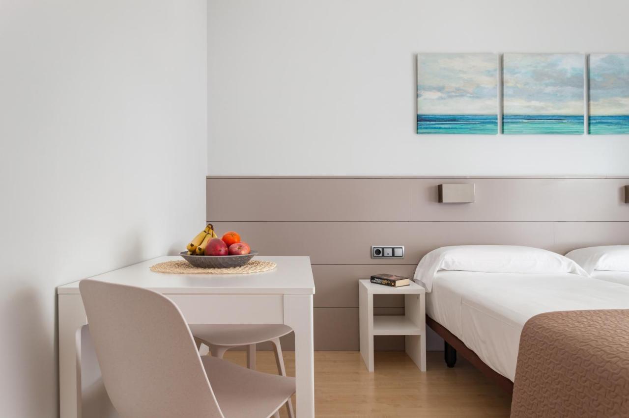 Apartamentos Royal Marina Gardens Castelldefels Zewnętrze zdjęcie