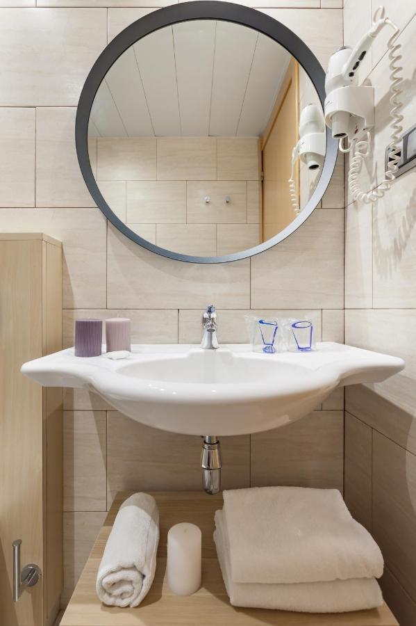 Apartamentos Royal Marina Gardens Castelldefels Zewnętrze zdjęcie