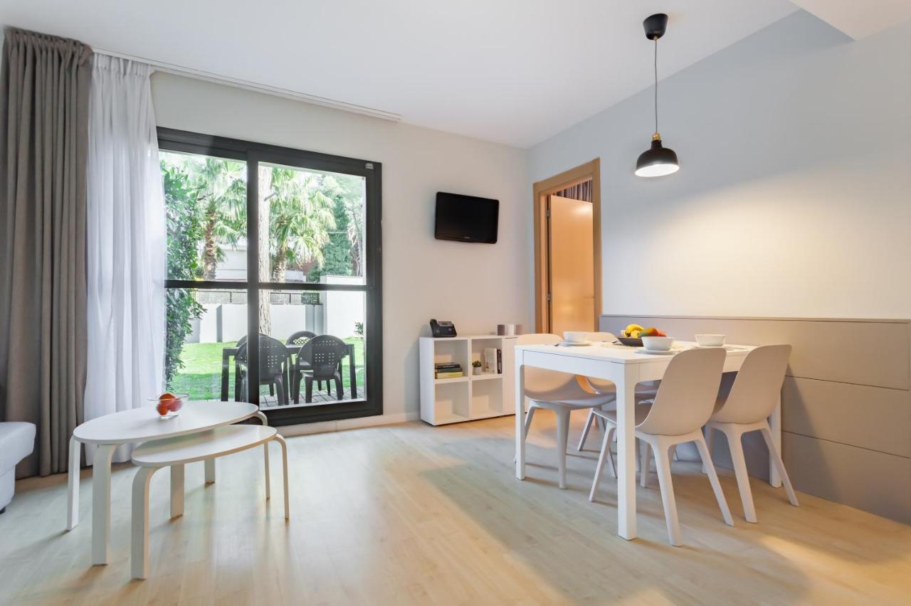 Apartamentos Royal Marina Gardens Castelldefels Zewnętrze zdjęcie